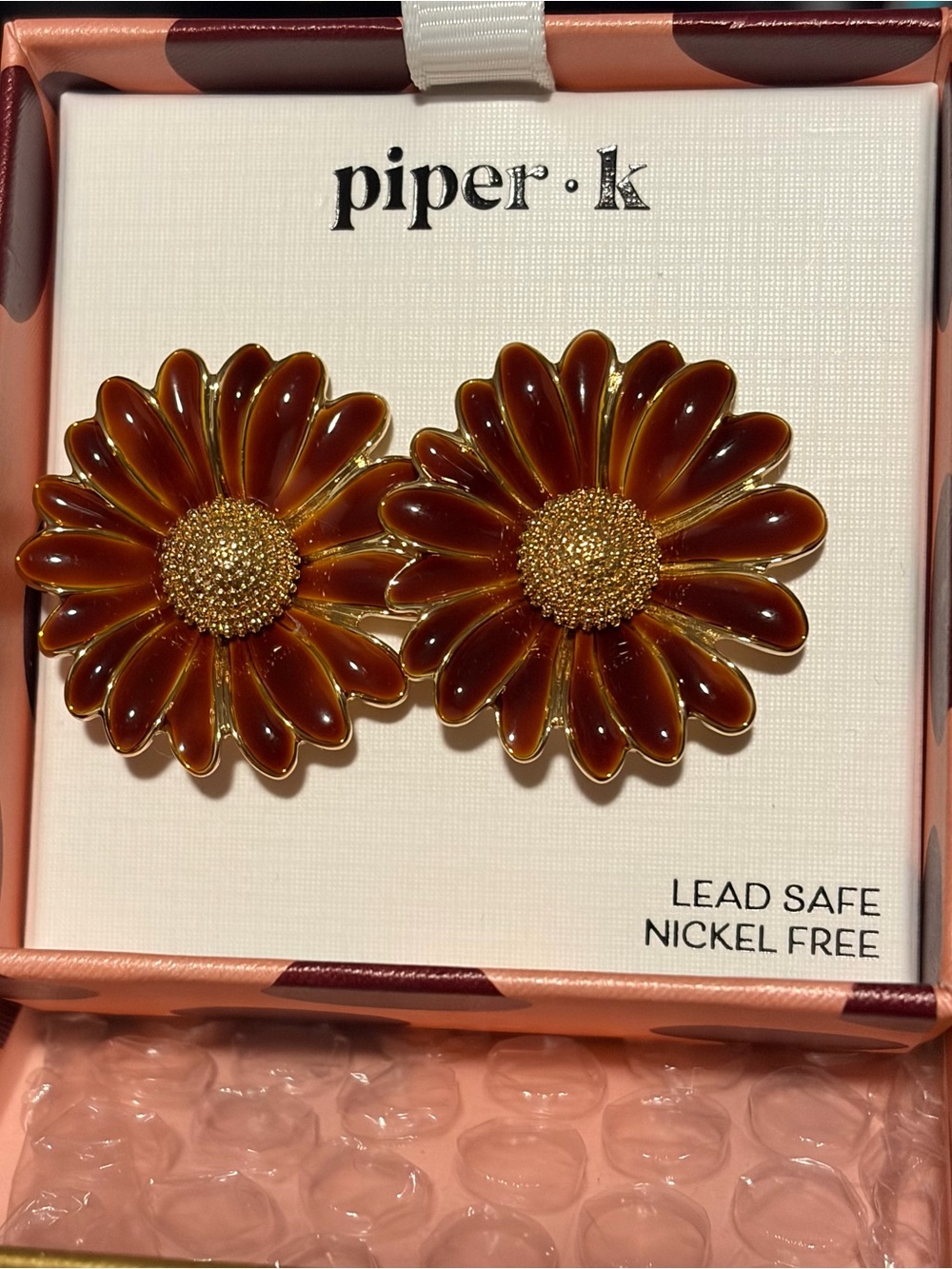 Piper K Gold-Trim Brown Daisy Earrings